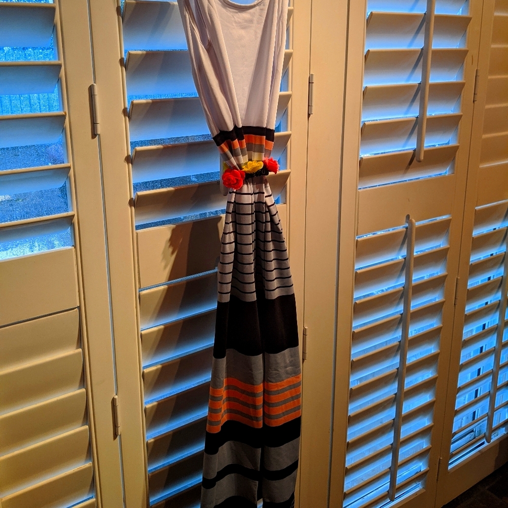 Beachy dress Large!!